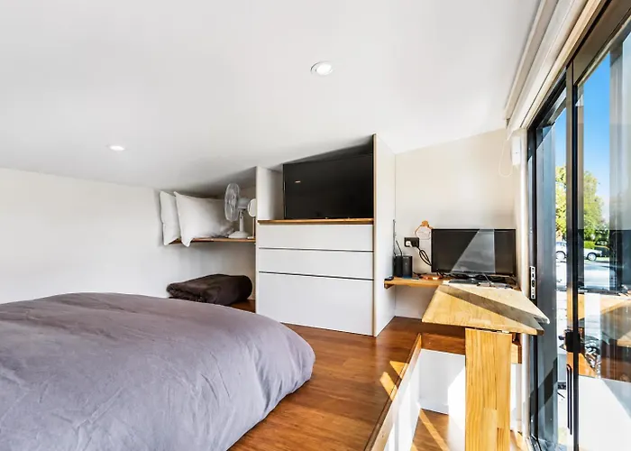 Apartment Tiny House - Big Luxury